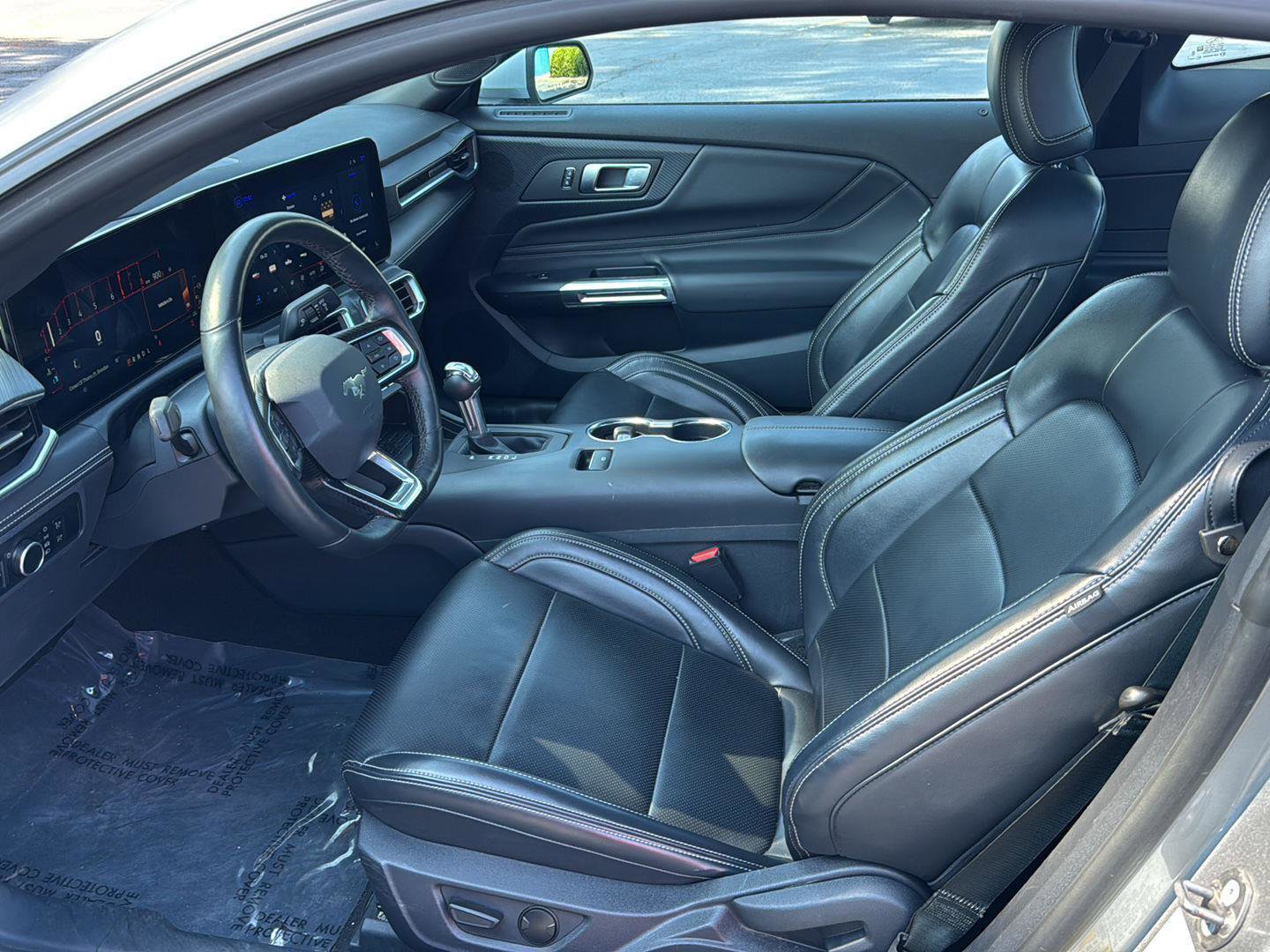 Used 2024 Ford Mustang Premium image 8