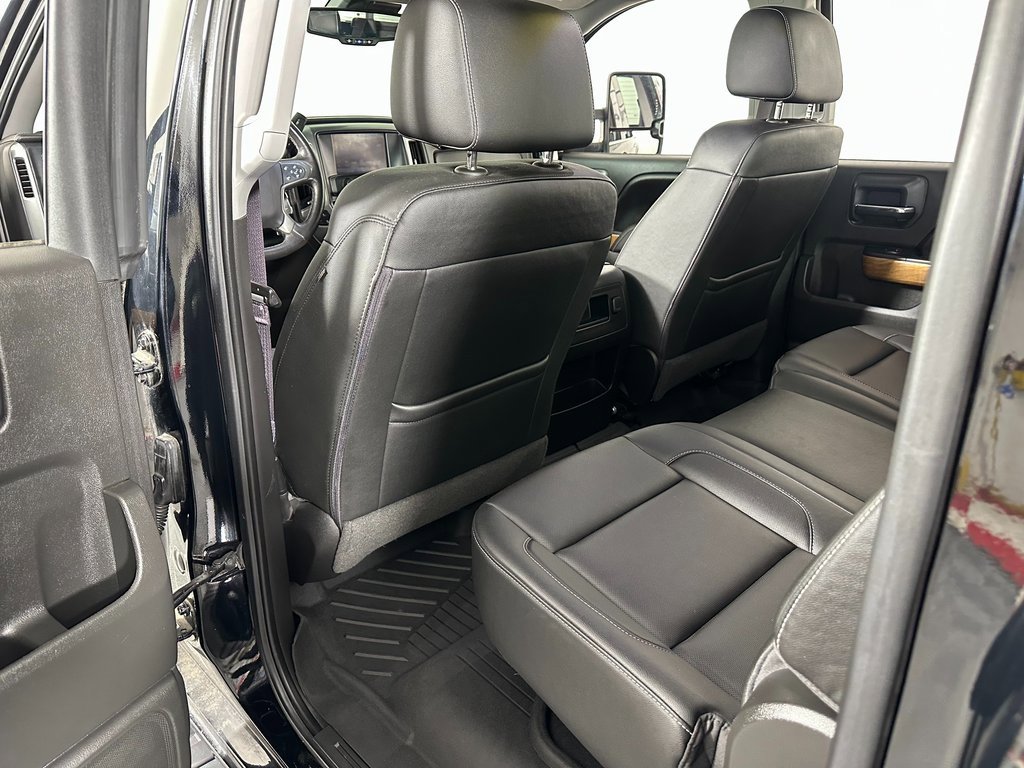 Used 2017 Chevrolet Silverado 1500 LTZ w/ LTZ Plus Package image 21