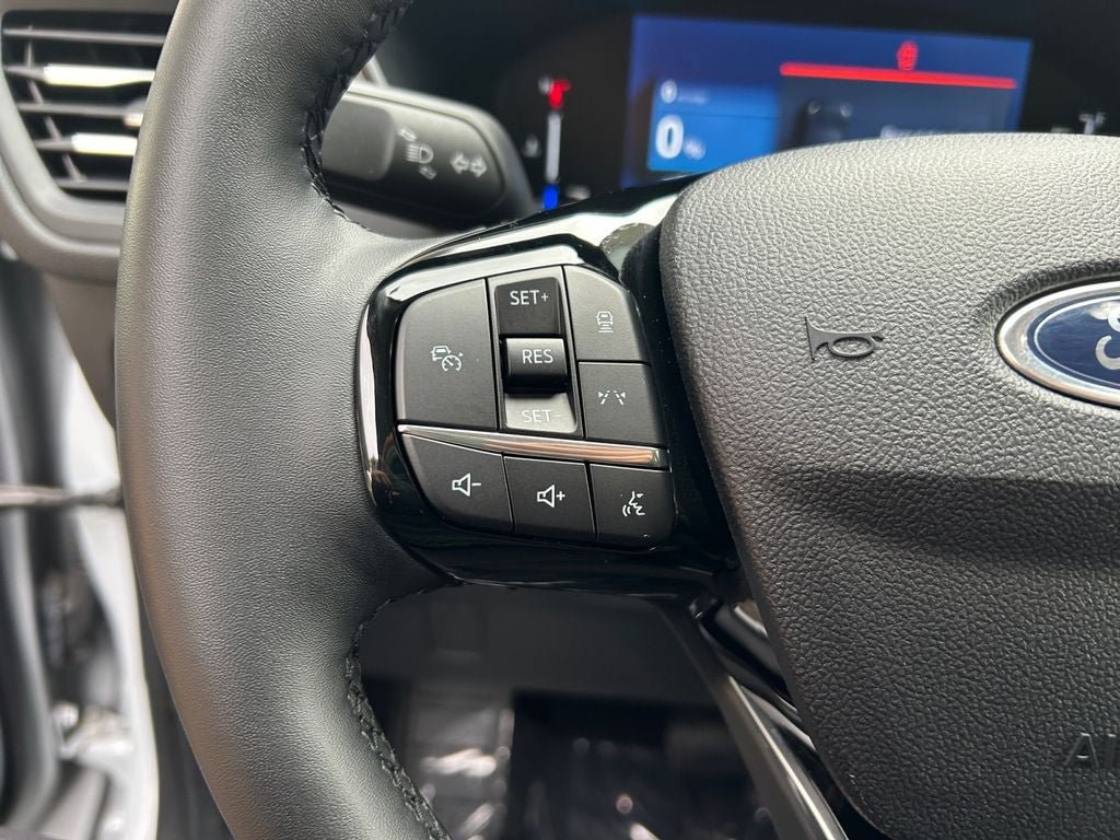 Used 2025 Ford Escape SE FWD image 15