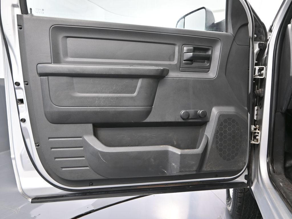 Used 2011 RAM 3500 ST w/ Trailer Brake Control Group AWD/4WD image 19
