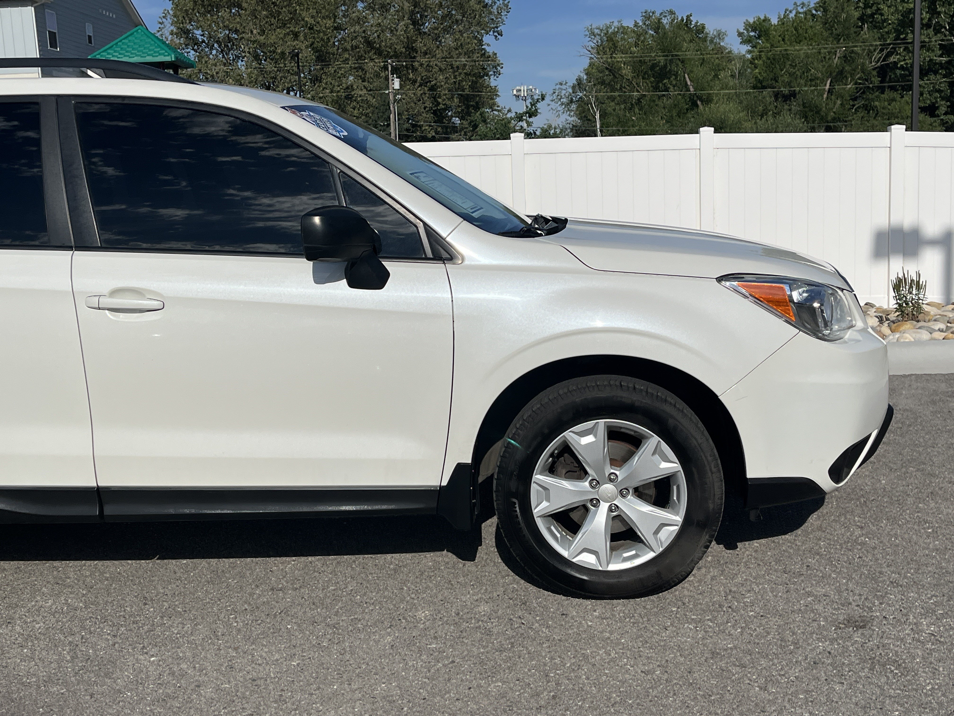Used 2016 Subaru Forester 2.5i w/ Alloy Wheel Package AWD/4WD image 8