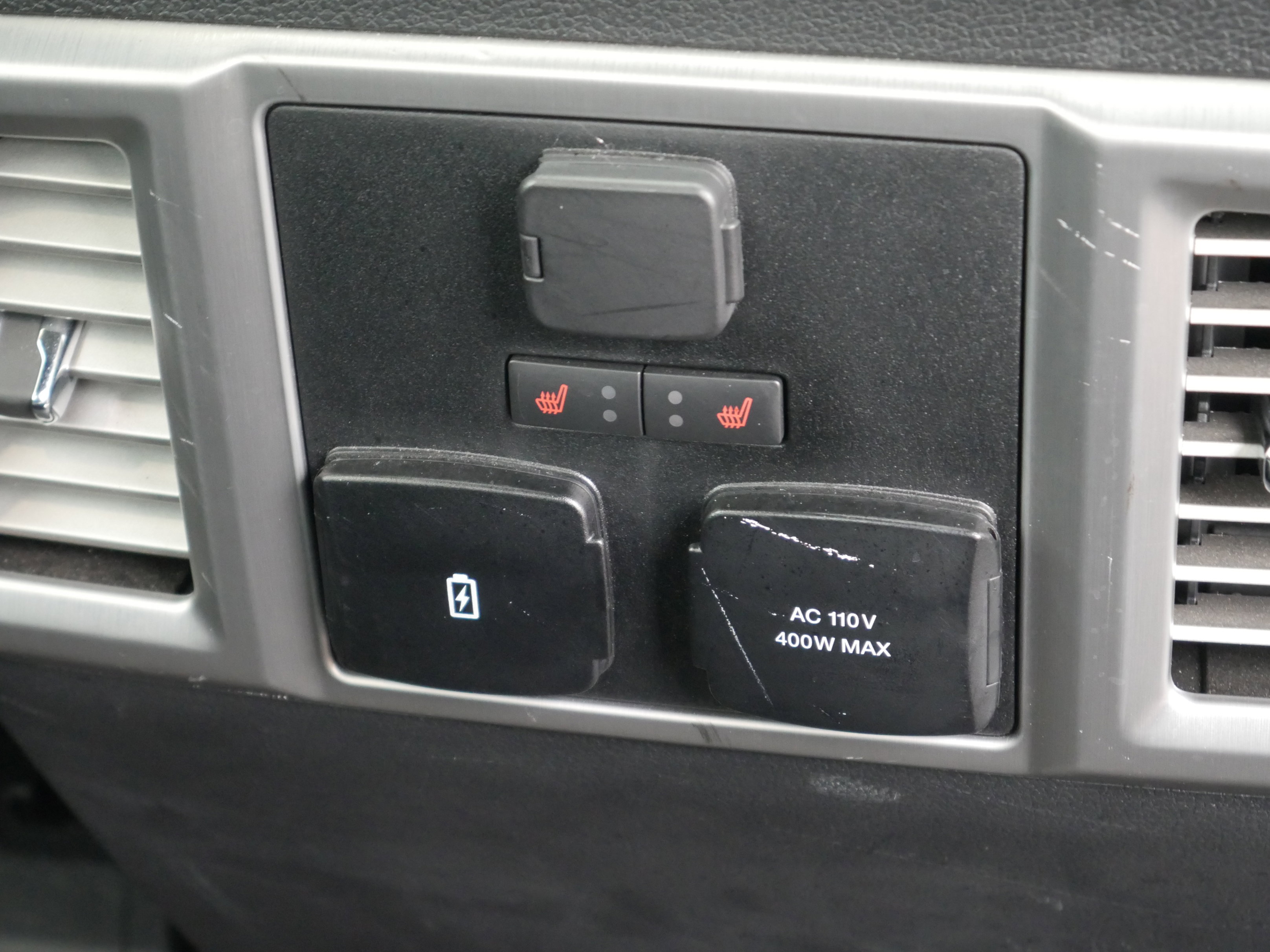 Used 2020 Ford F150 Platinum w/ Equipment Group 701A Luxury image 34