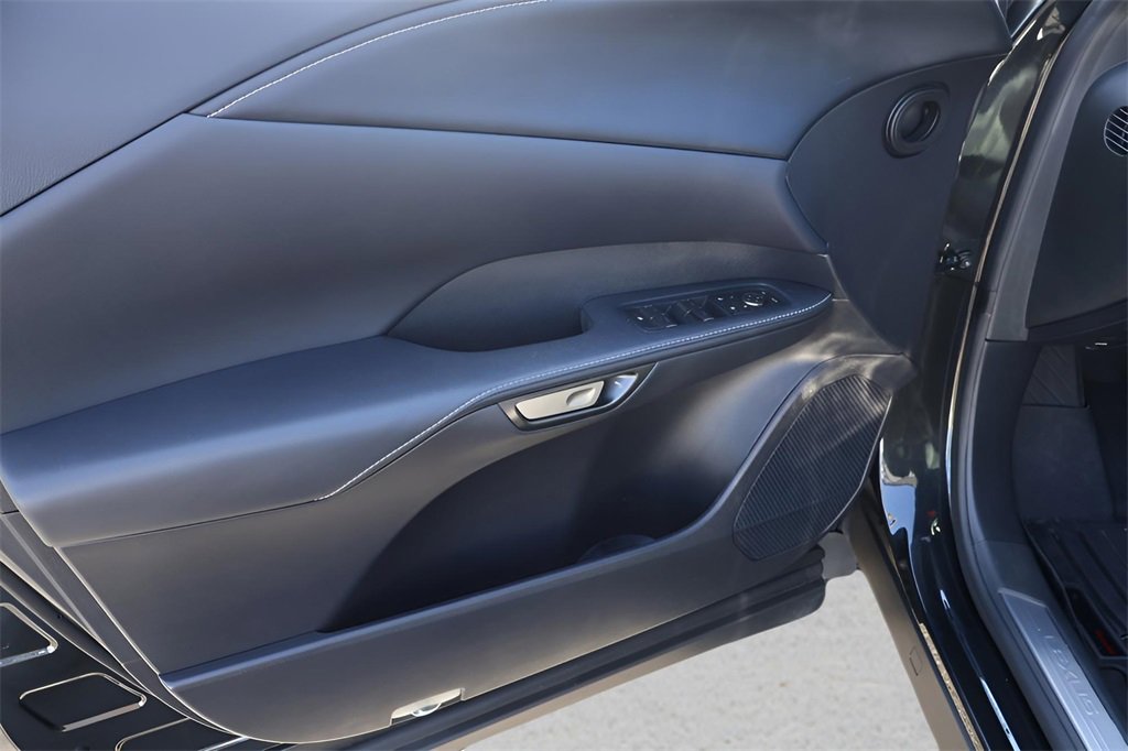 Used 2023 Lexus RX 350h image 12