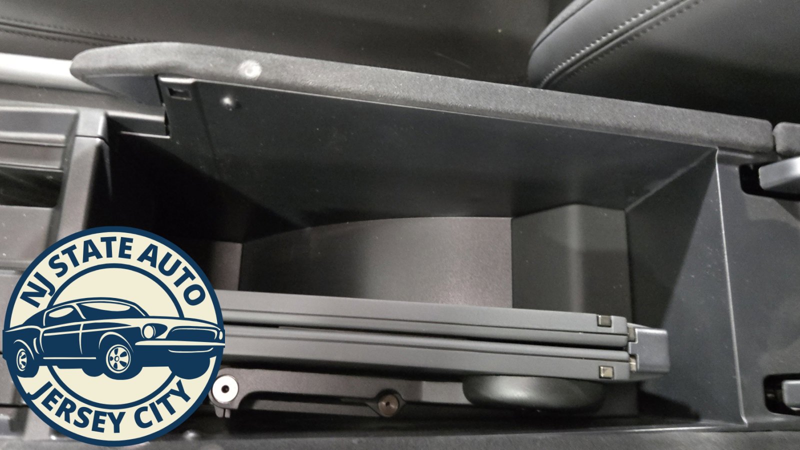 Used 2023 Fisker Ocean Extreme image 16