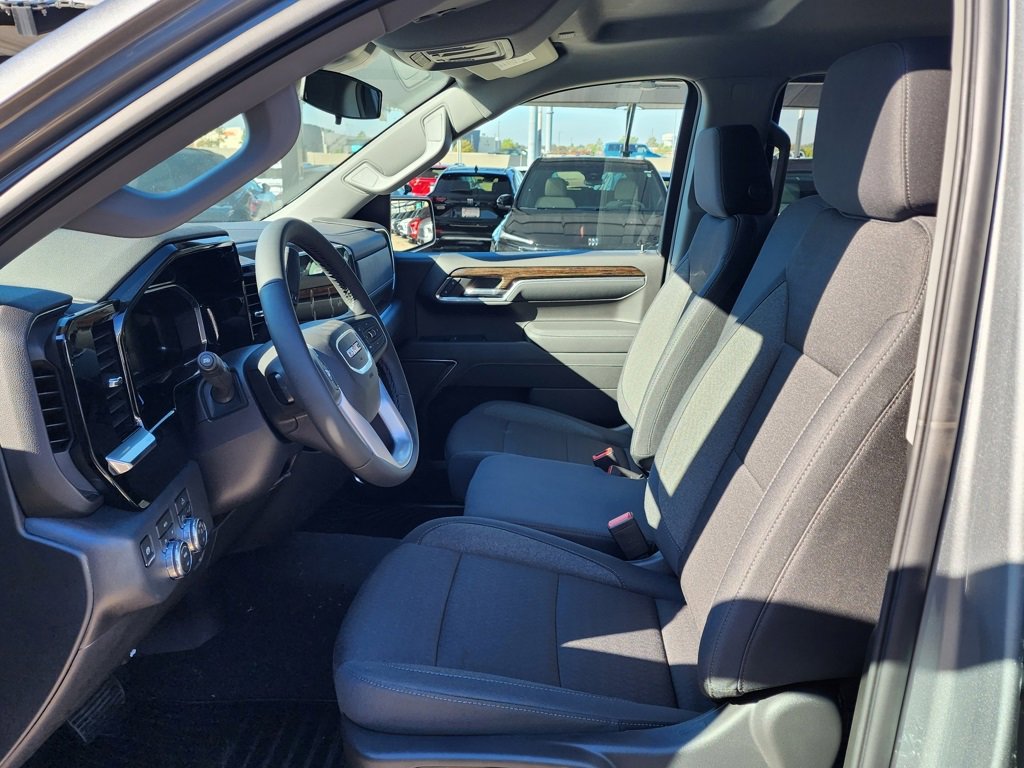 New 2026 GMC Sierra 1500 Elevation image 17