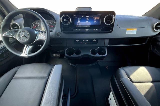 New 2025 Mercedes-Benz Sprinter 2500 image 7
