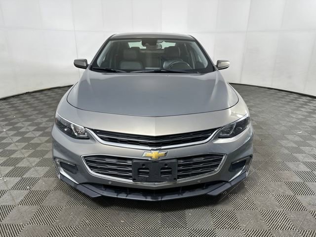 Used 2017 Chevrolet Malibu LT w/ Leather Package image 8