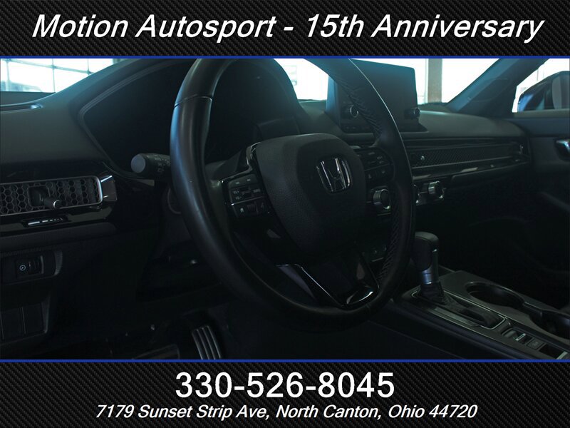 Used 2025 Honda Civic Sport image 16