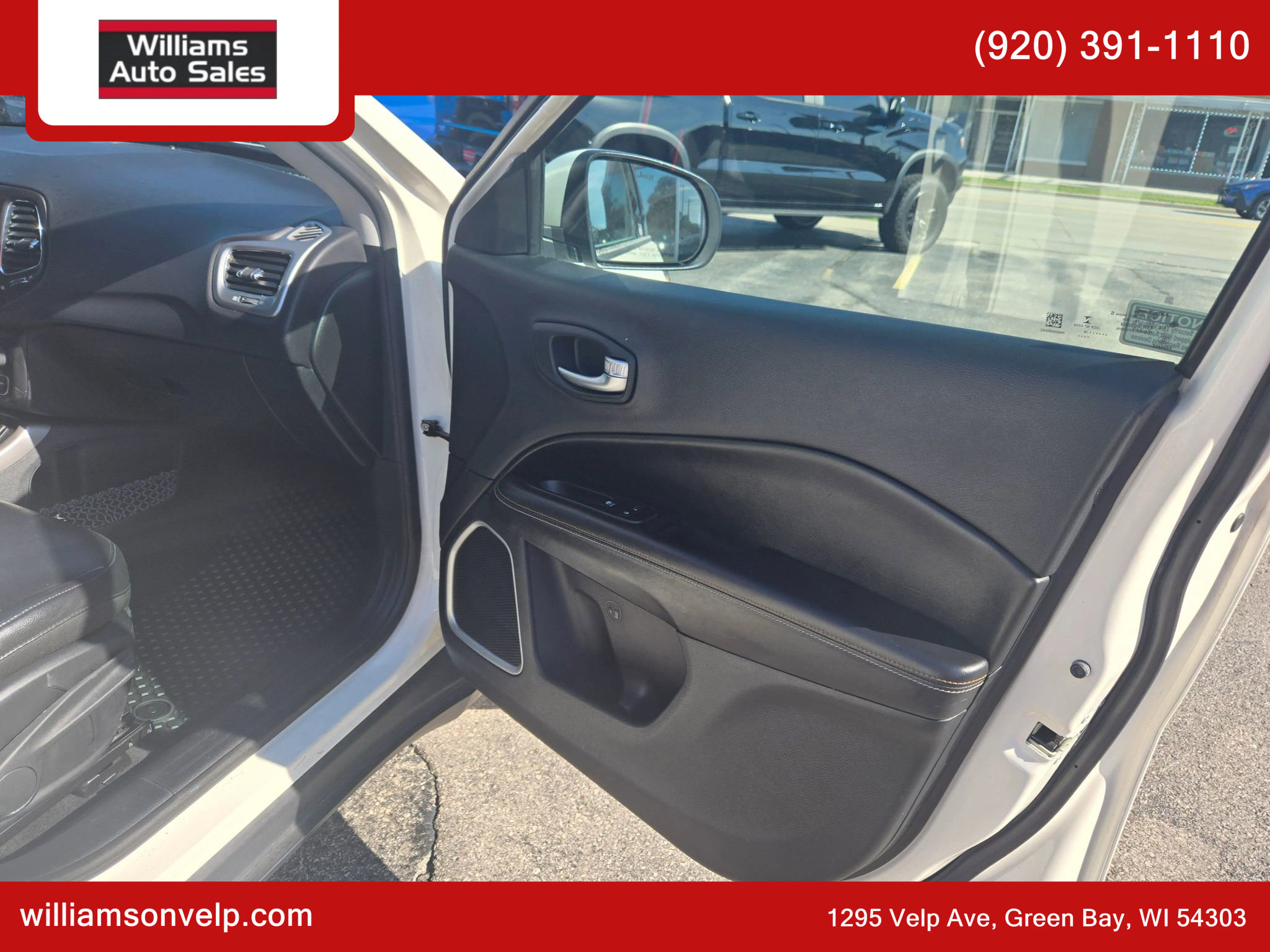 Used 2018 Jeep Compass Latitude w/ Popular Equipment Group image 15