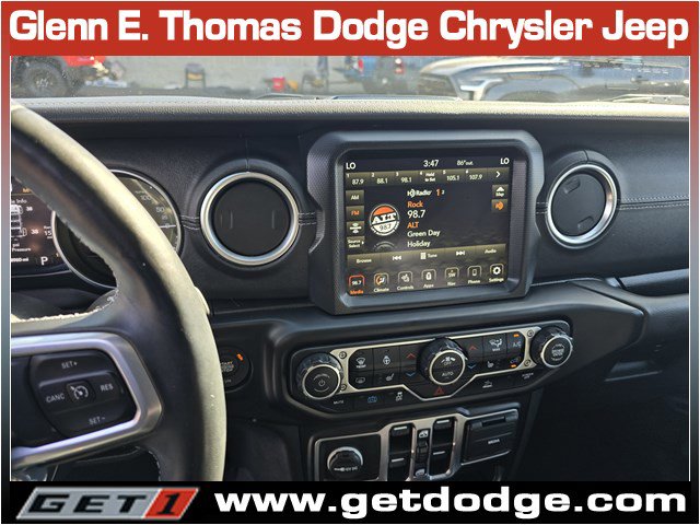 Used 2023 Jeep Wrangler Sahara w/ Cold Weather Group image 15