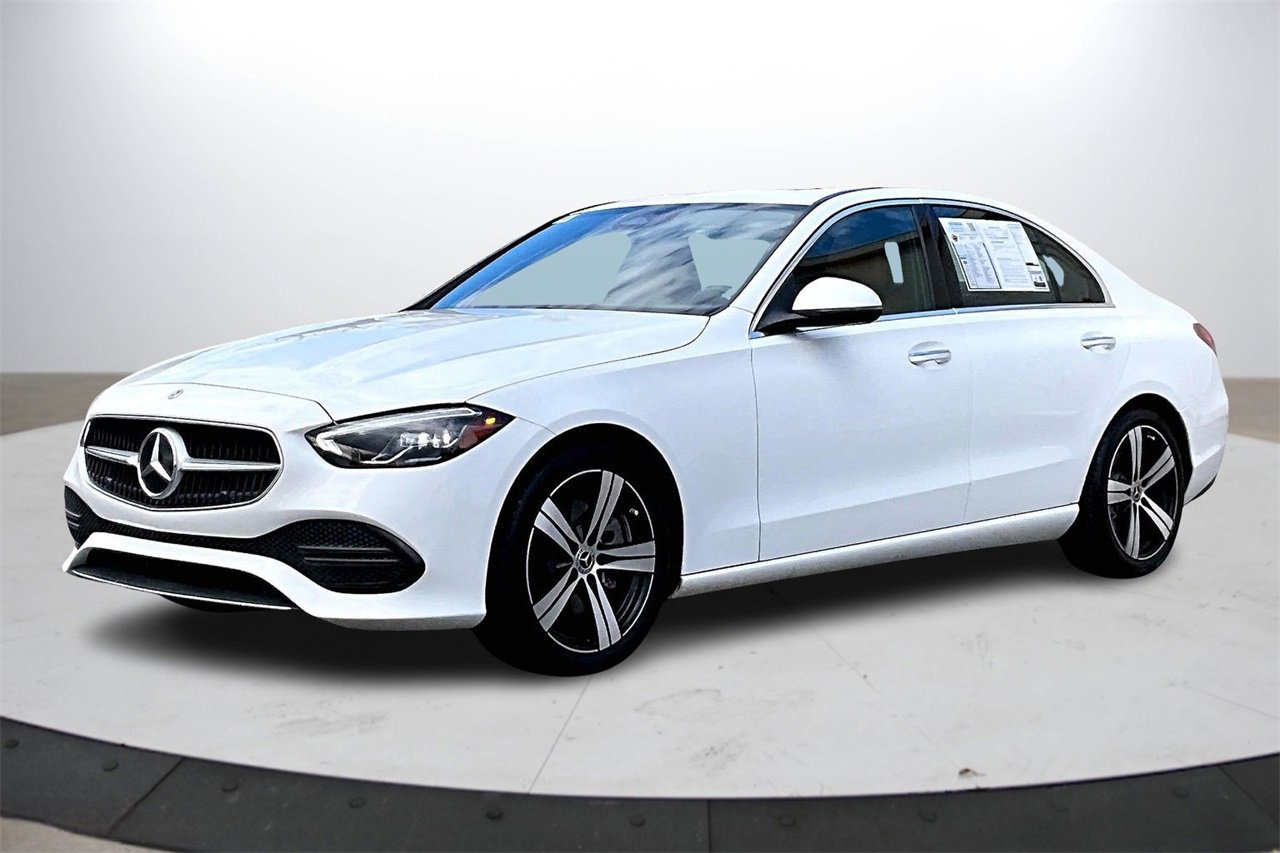 Used 2022 Mercedes-Benz C 300 Sedan image 4