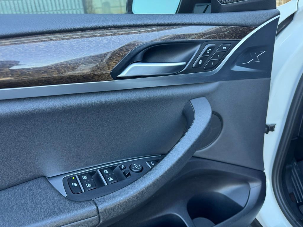 Used 2019 BMW X3 xDrive30i image 3