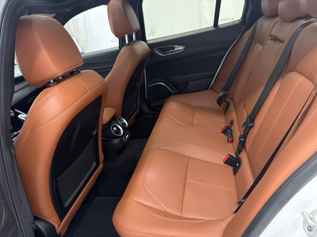 Used 2023 Alfa Romeo Giulia Ti RWD image 22
