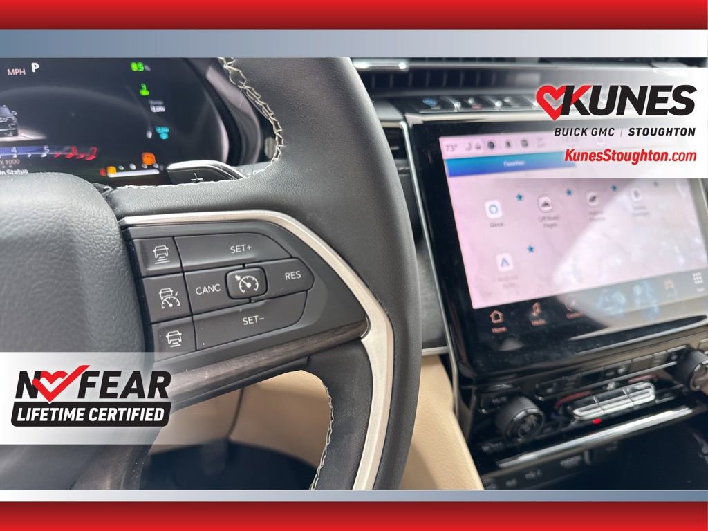 Used 2023 Jeep Grand Cherokee 4WD 4xe image 32