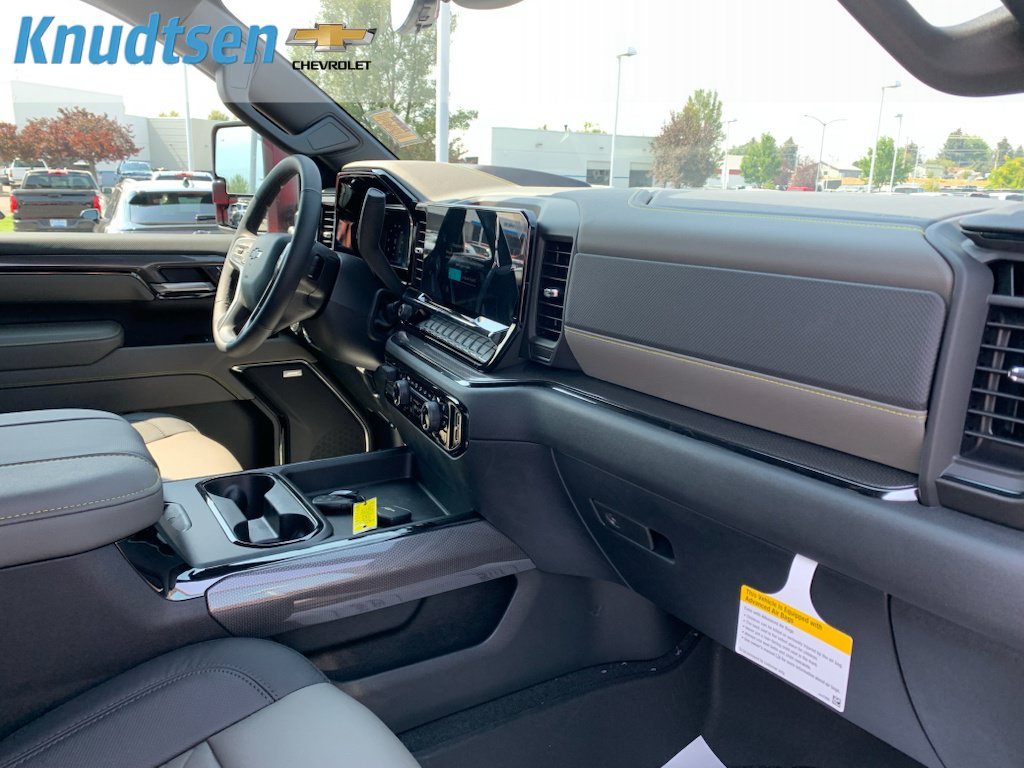 New 2026 Chevrolet Silverado 2500 ZR2 w/ LPO, Dark Essentials Package AWD/4WD image 14
