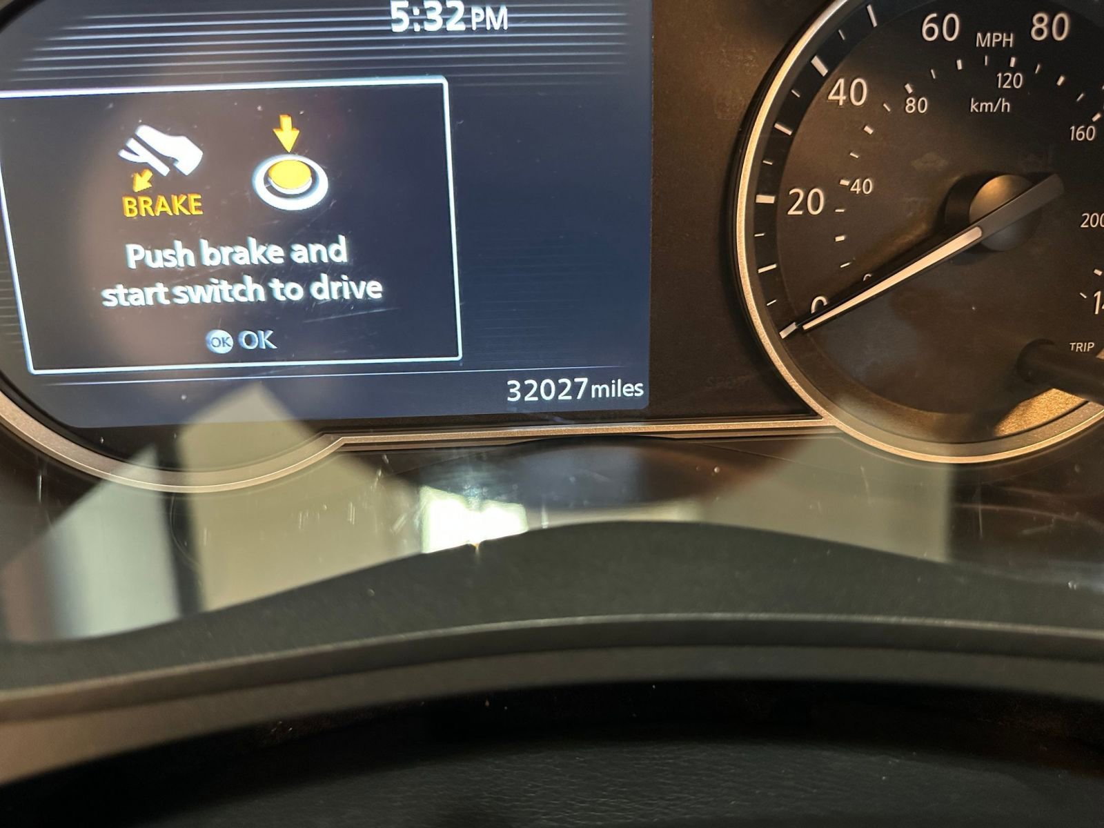 Used 2025 Nissan Versa SV image 39