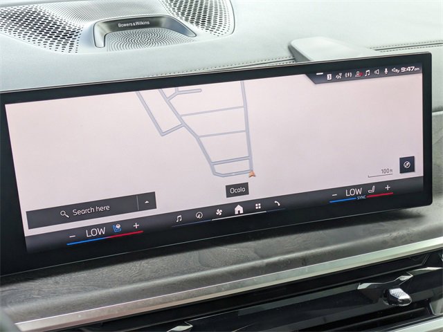 Used 2025 BMW X7 M60i image 17