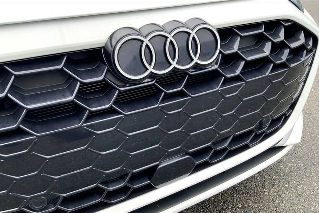 Used 2025 Audi A3 2.0T Premium image 31