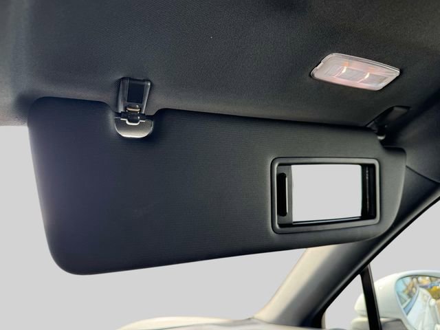 Used 2024 Porsche Cayenne Coupe image 40