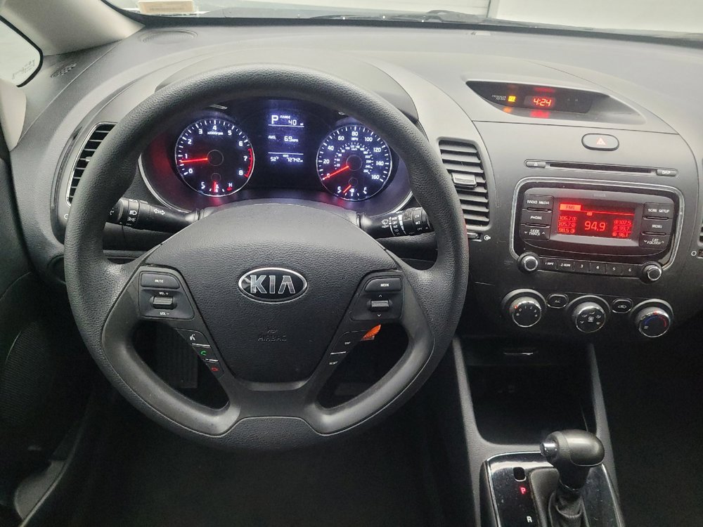 Used 2017 Kia Forte LX image 22