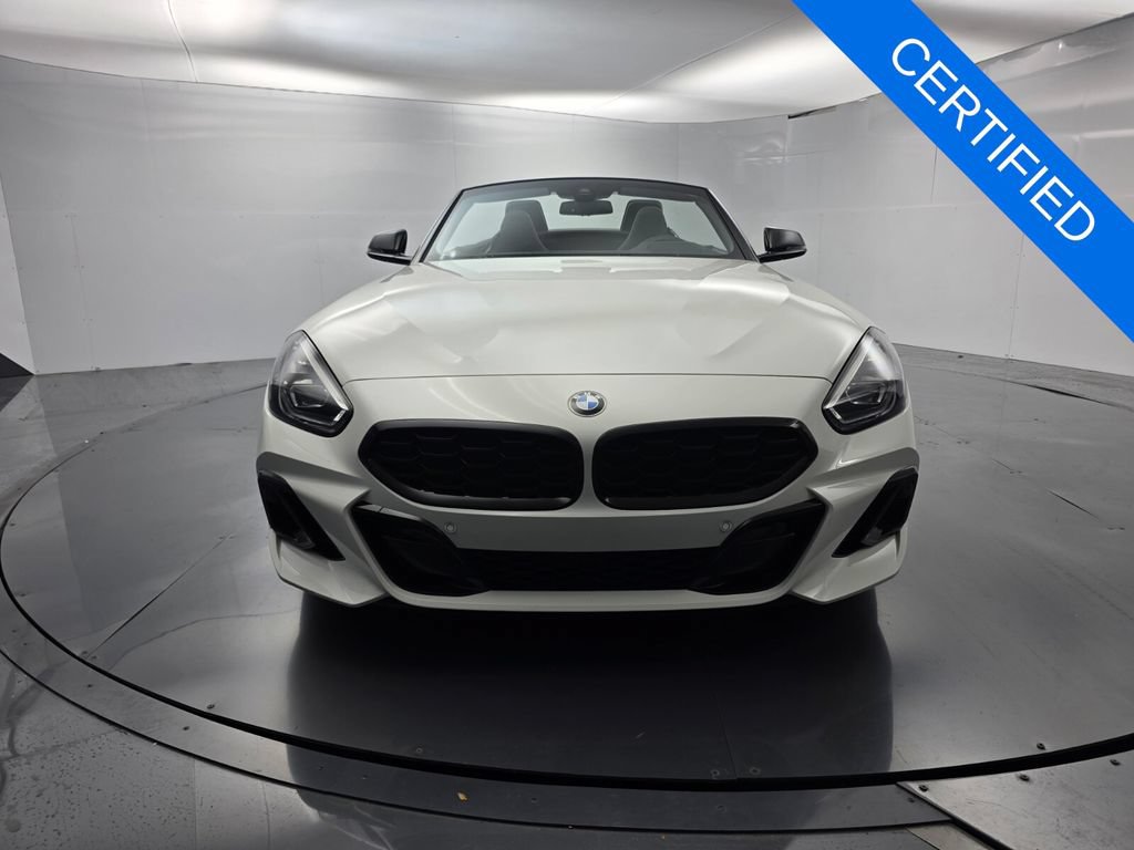 Certified 2026 BMW Z4 M40i RWD image 2
