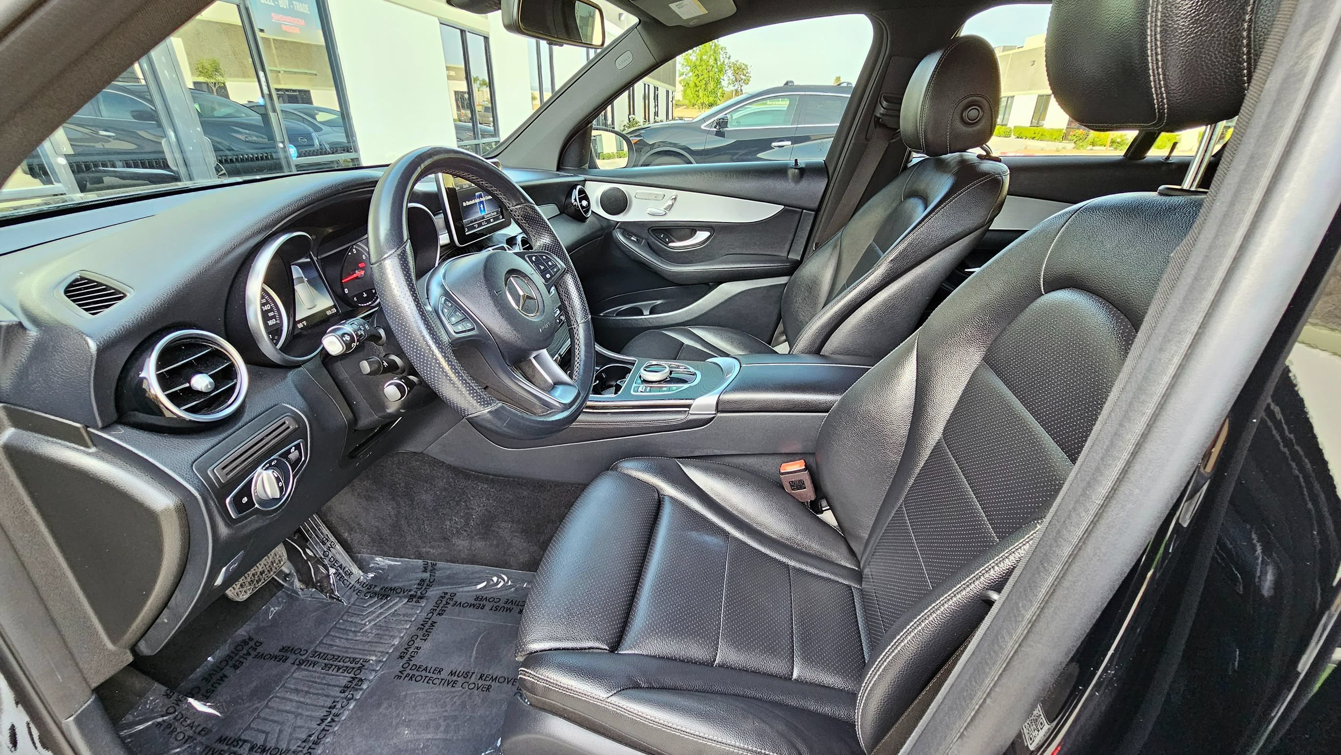 Used 2019 Mercedes-Benz GLC 300 image 17