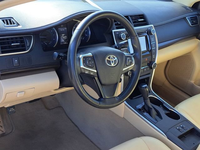 Used 2015 Toyota Camry XLE image 7