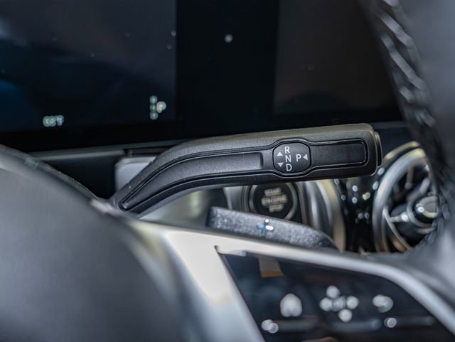 Used 2026 Mercedes-Benz GLB 250 4MATIC image 17