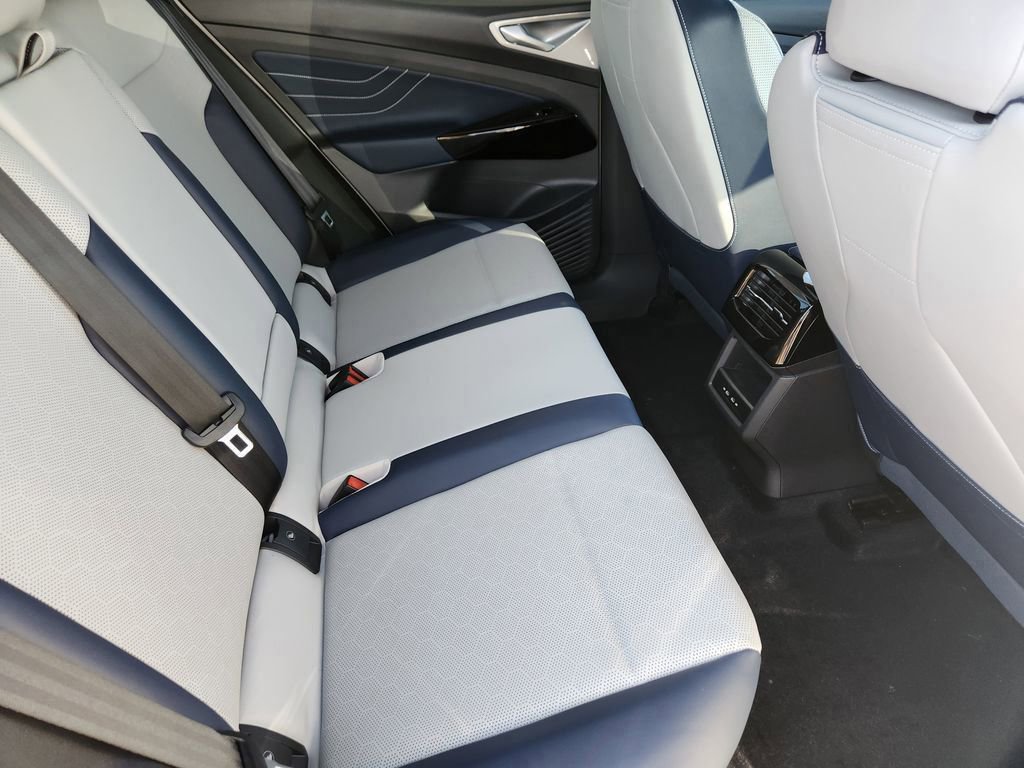 New 2026 Volkswagen ID.4 Pro S image 22
