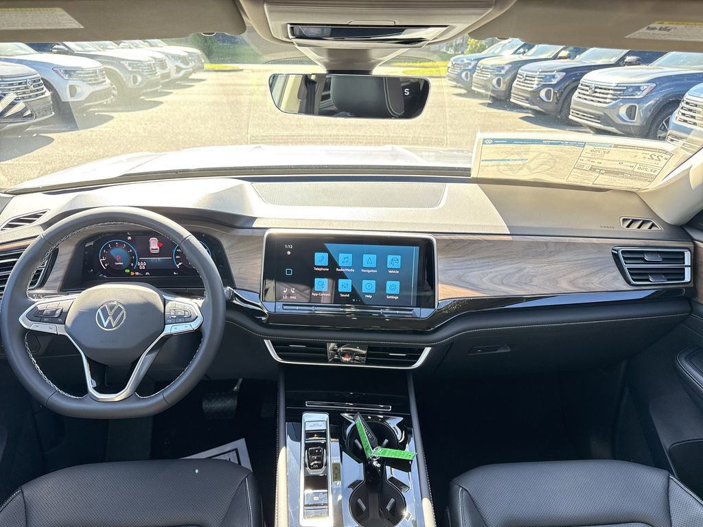 New 2026 Volkswagen Atlas SE image 24