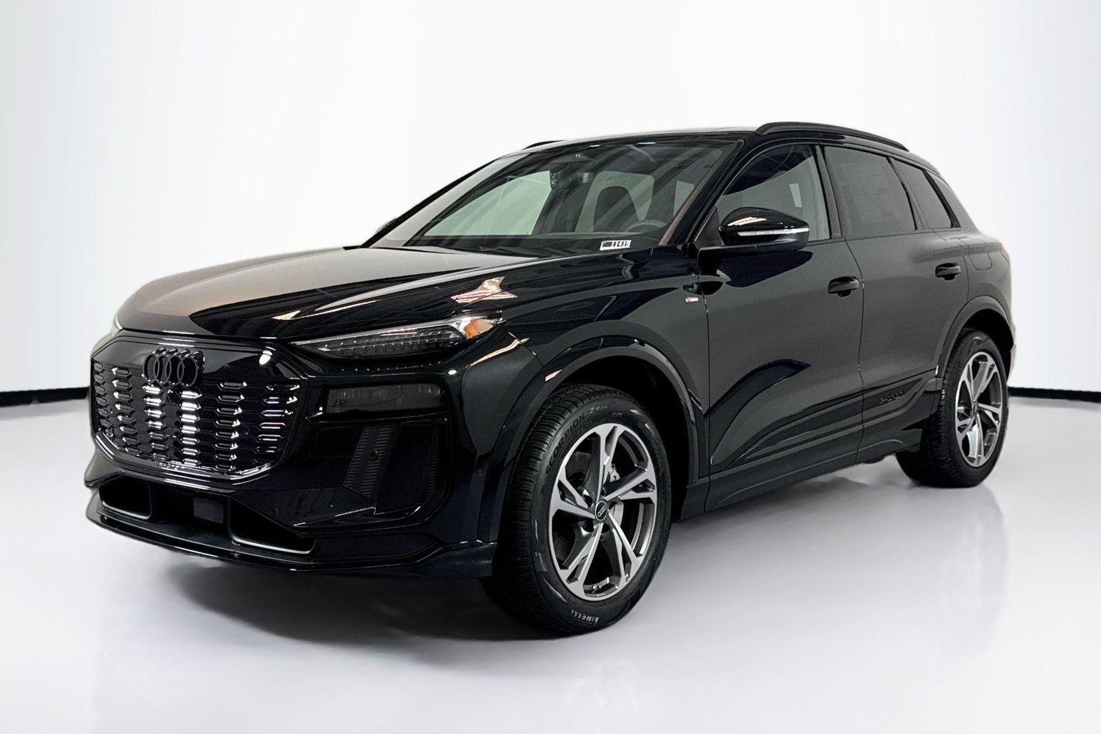 New 2027 Audi Q6 e-tron Premium Plus
