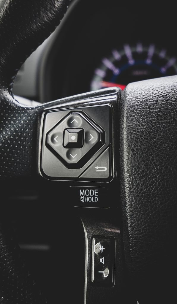 Used 2015 Toyota 4Runner Trail image 9