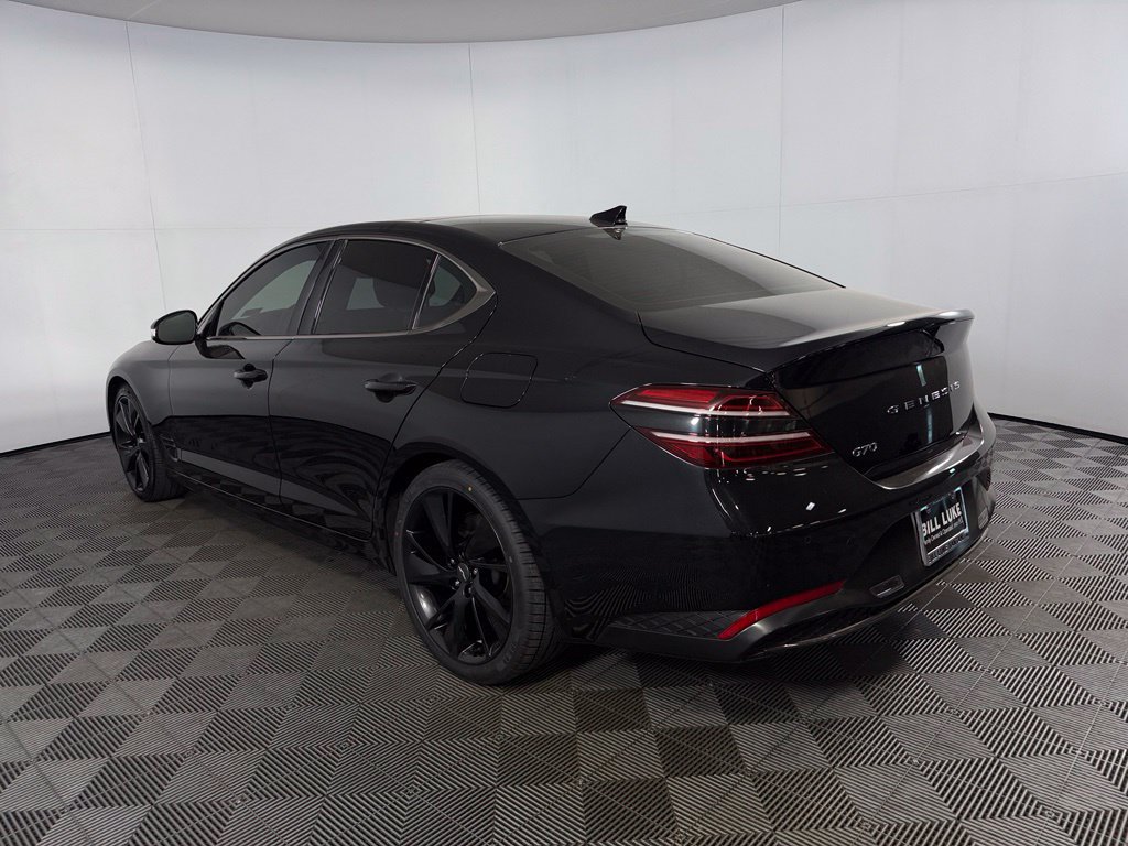Used 2023 Genesis G70 2.0T w/ Sport Prestige Package RWD image 9