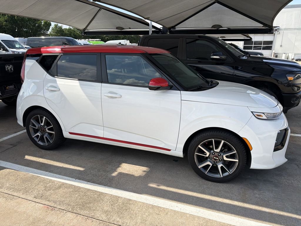 Used 2020 Kia Soul GT-Line FWD video 1