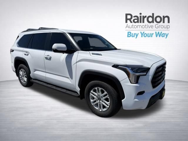 Used 2024 Toyota Sequoia SR5 w/ SR5 Premium Package AWD/4WD image 1