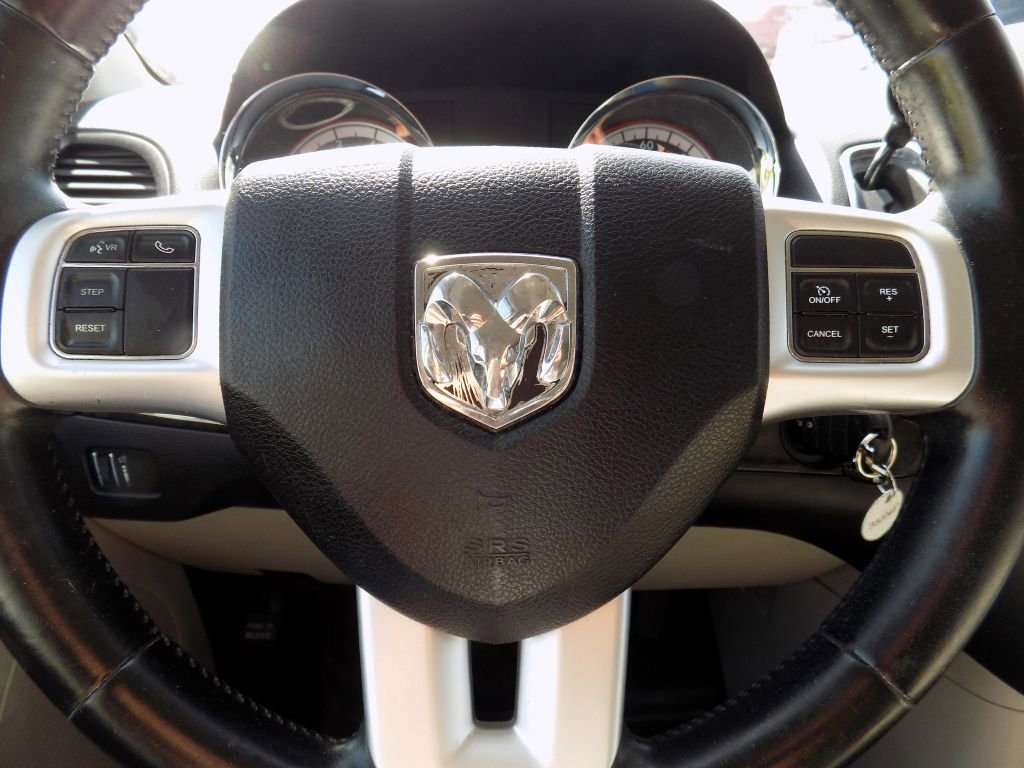 Used 2012 RAM C/V w/ UConnect Hands-Free Group image 16