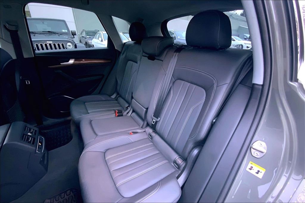 Certified 2023 Audi Q5 2.0T Premium w/ Convenience Package image 20