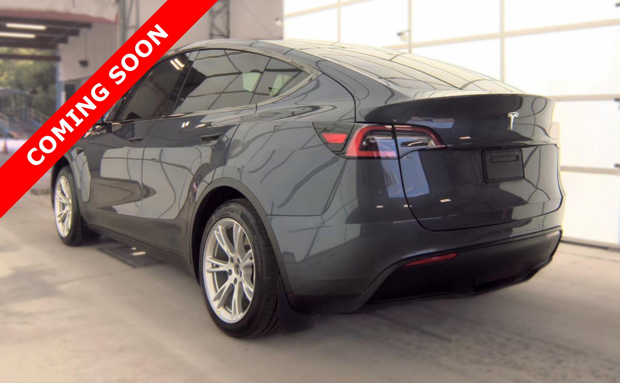 Used 2021 Tesla Model Y 2WD image 4