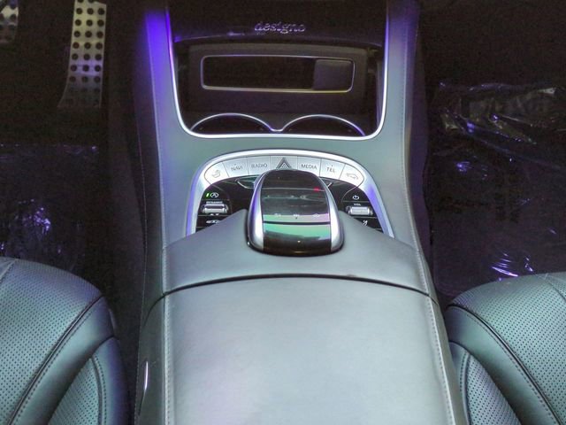 Used 2019 Mercedes-Benz S 560 Sedan image 18
