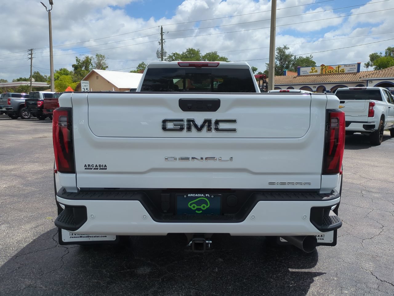 Used 2026 GMC Sierra 3500 Denali Ultimate AWD/4WD image 5
