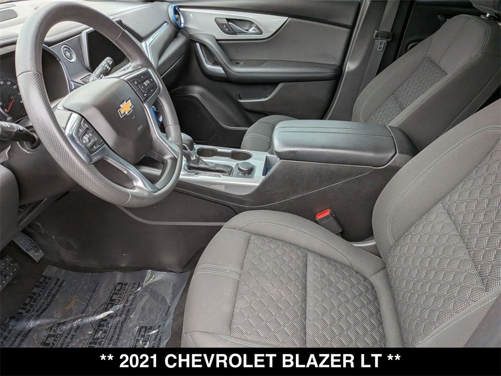 Used 2021 Chevrolet Blazer LT image 2