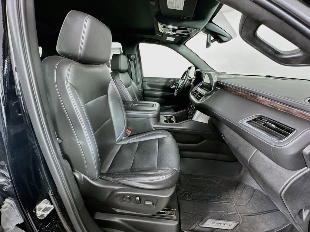 Used 2021 Chevrolet Tahoe LT w/ LT Signature Package AWD/4WD image 37