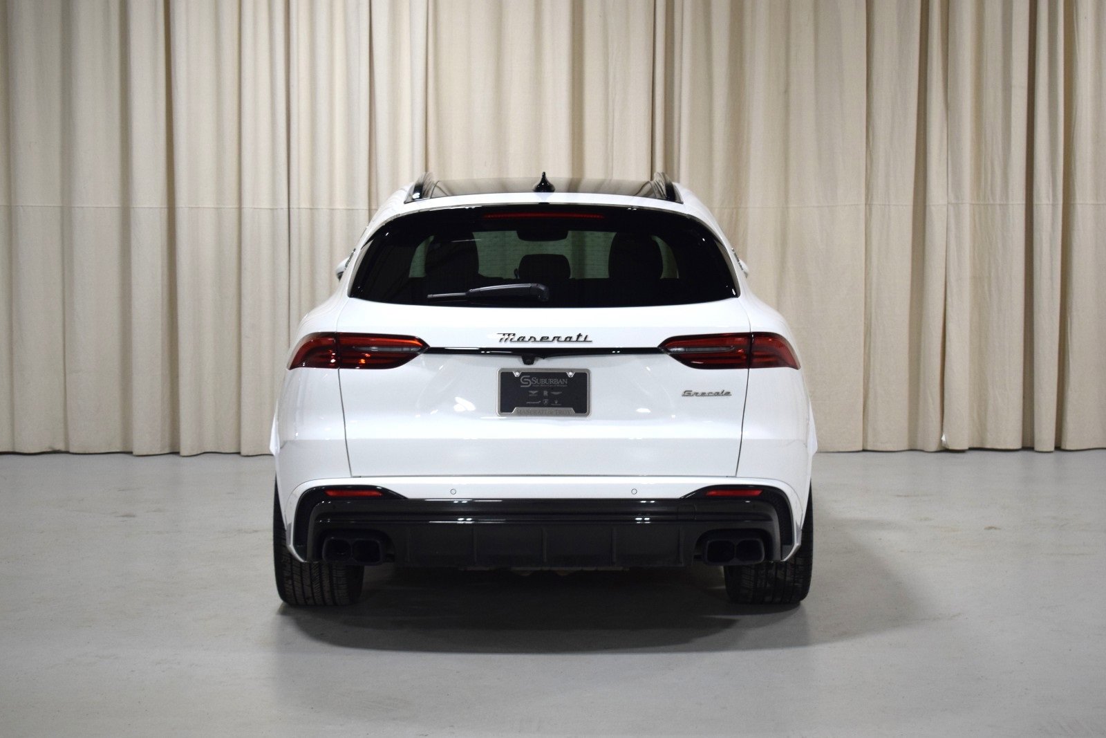 Used 2024 Maserati Grecale Trofeo image 12