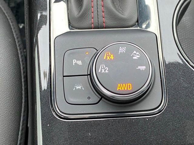 Used 2022 Chevrolet Blazer RS w/ Enhanced Convenience Package image 17