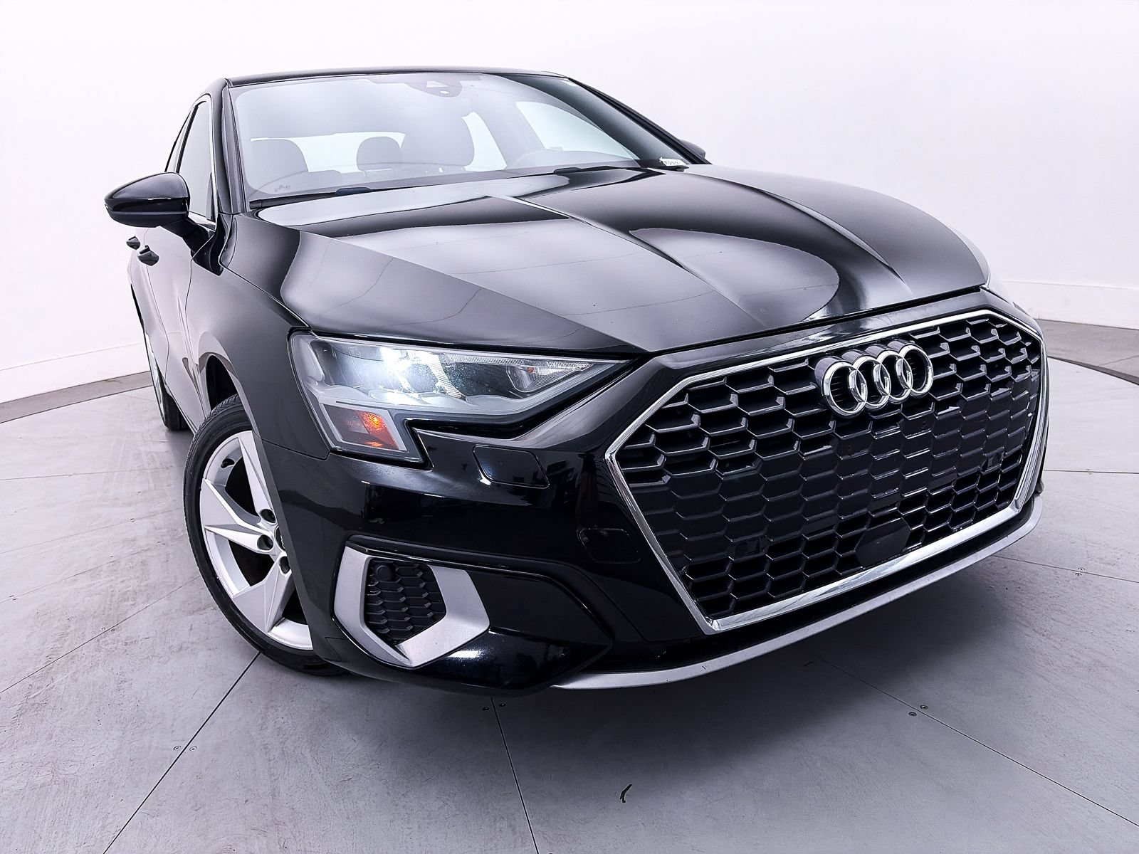 Used 2022 Audi A3 2.0T Premium FWD image 3