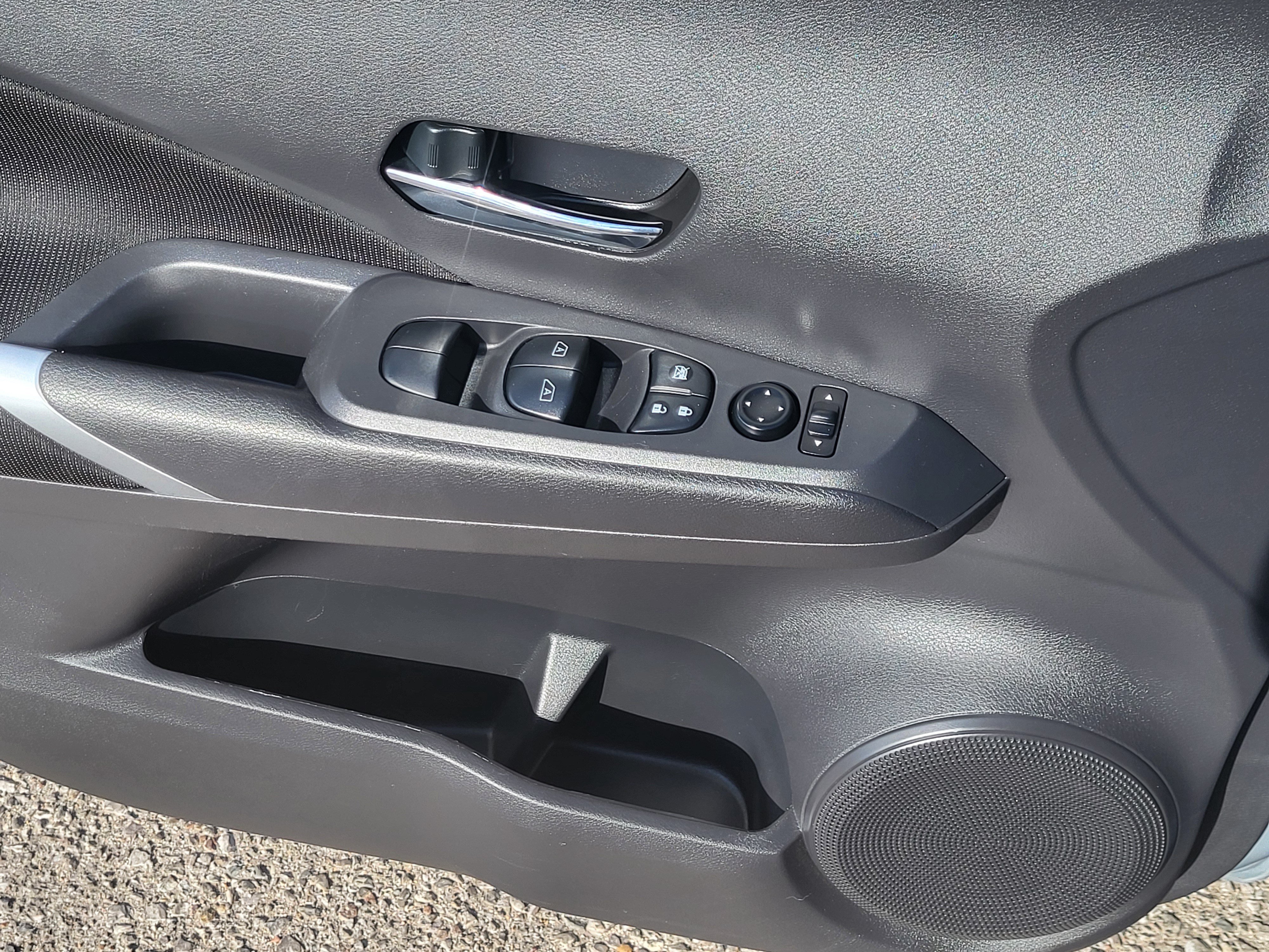 Certified 2023 Nissan Kicks SV FWD image 21