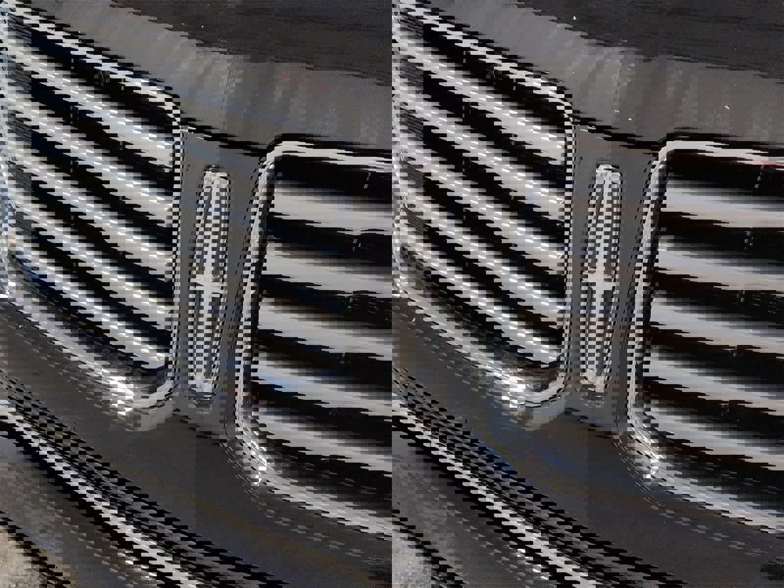 Used 2017 Lincoln Navigator L Select image 11