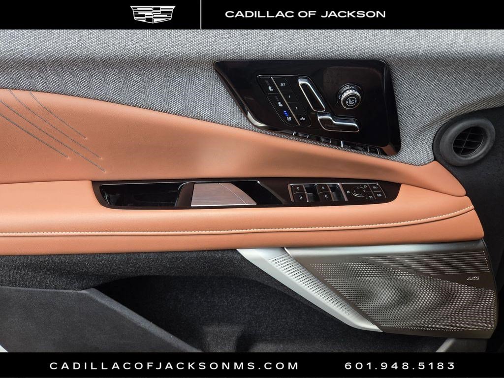 New 2026 Cadillac Optiq Sport 2 w/ LPO, Floor Liner Package RWD image 10