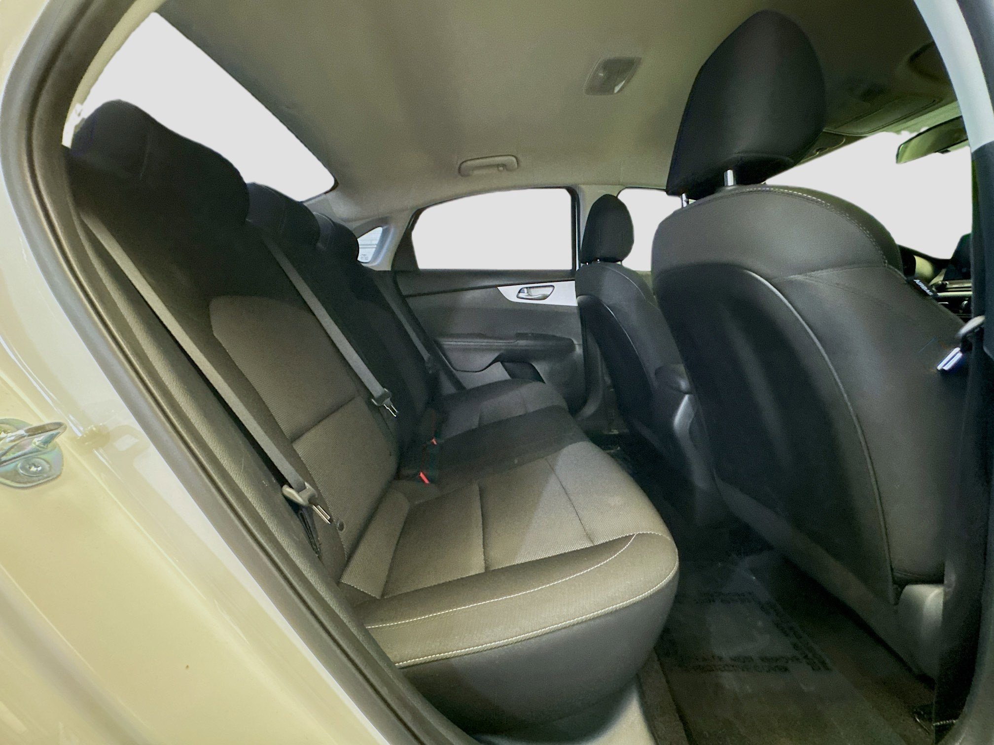 Used 2024 Kia Forte LXS image 16