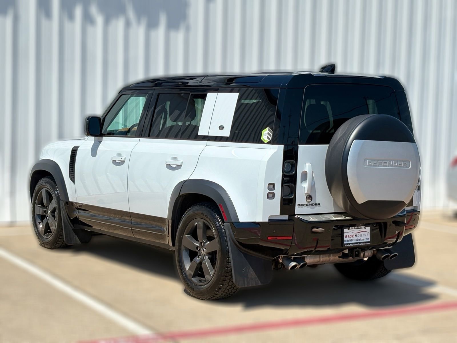 Used 2023 Land Rover Defender 110 Carpathian Edition AWD/4WD image 7
